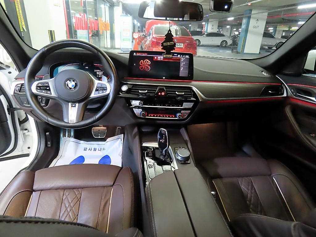 BMW 5 Series - Vista 10