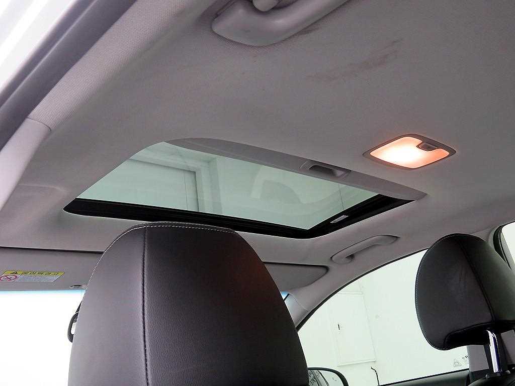 HYUNDAI Kona - Vista 9