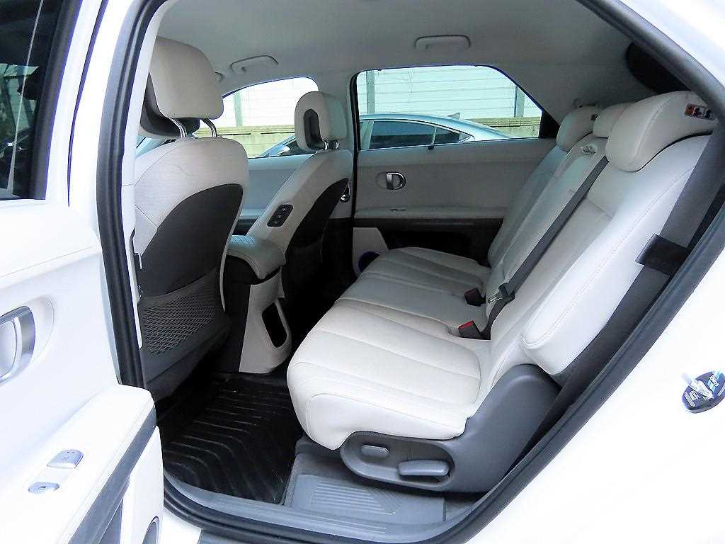 HYUNDAI Ioniq 5 - Vista 6