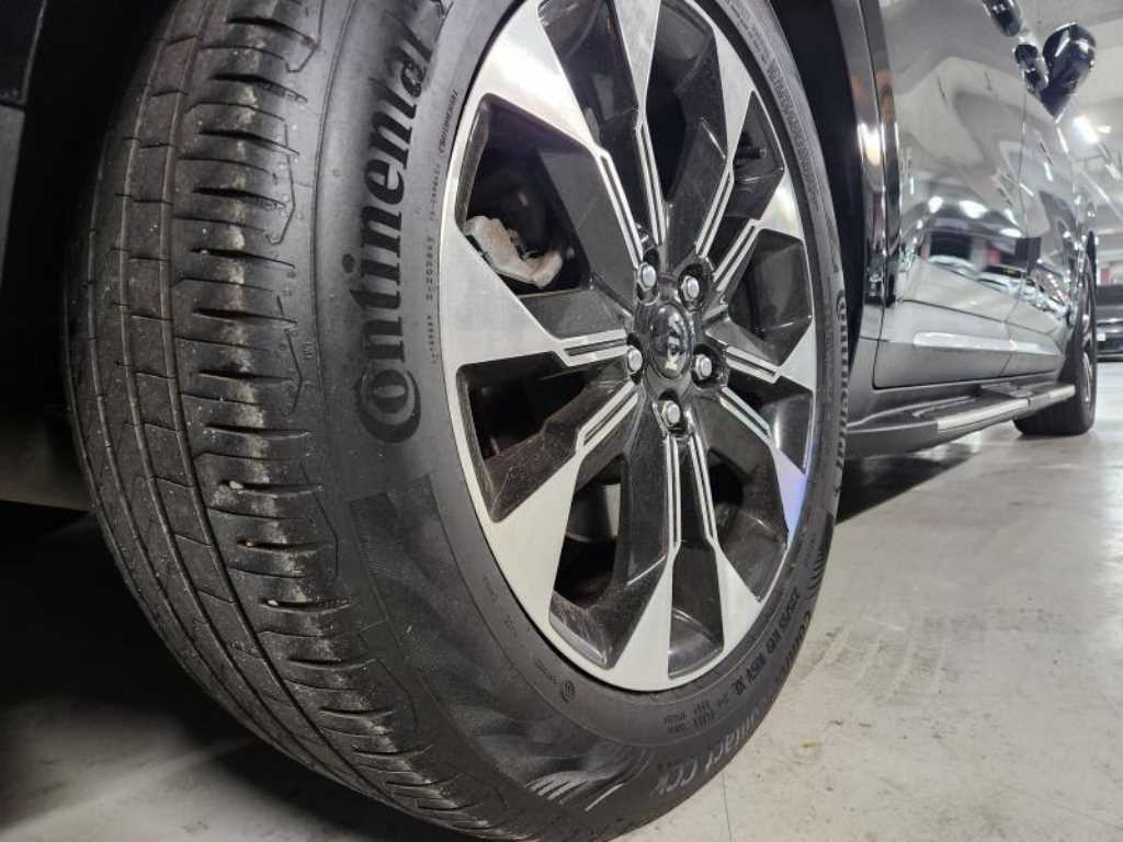 KIA Carnival - Vista 7