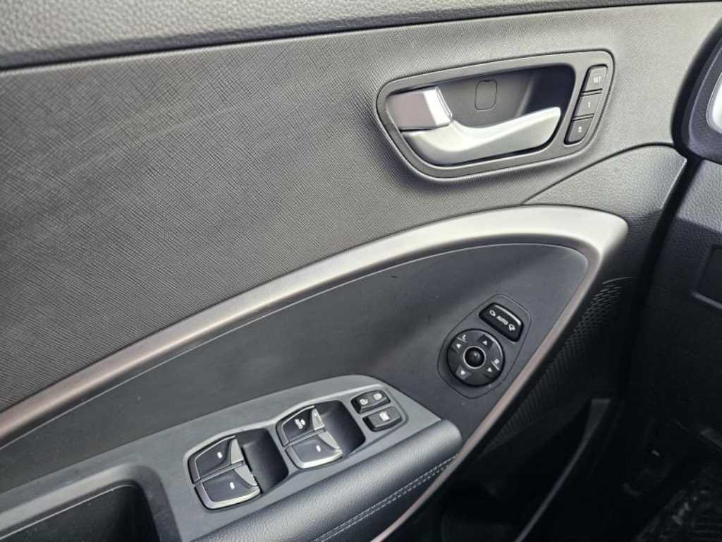 HYUNDAI Santa Fe - Vista 9