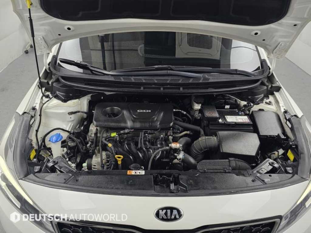 KIA K3 - Vista 6