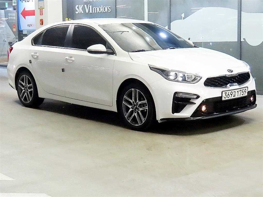 KIA K3 2019 Blanco - Importación desde Corea - HF Imports Iquique - Foto 1