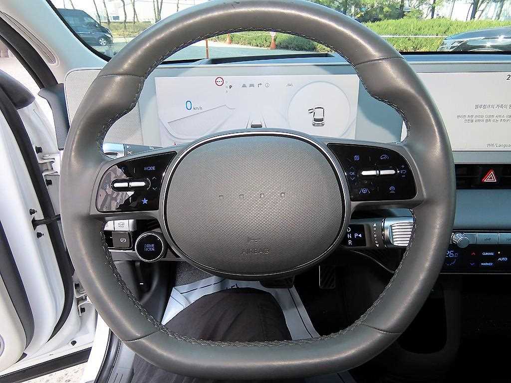 HYUNDAI Ioniq 5 - Vista 8
