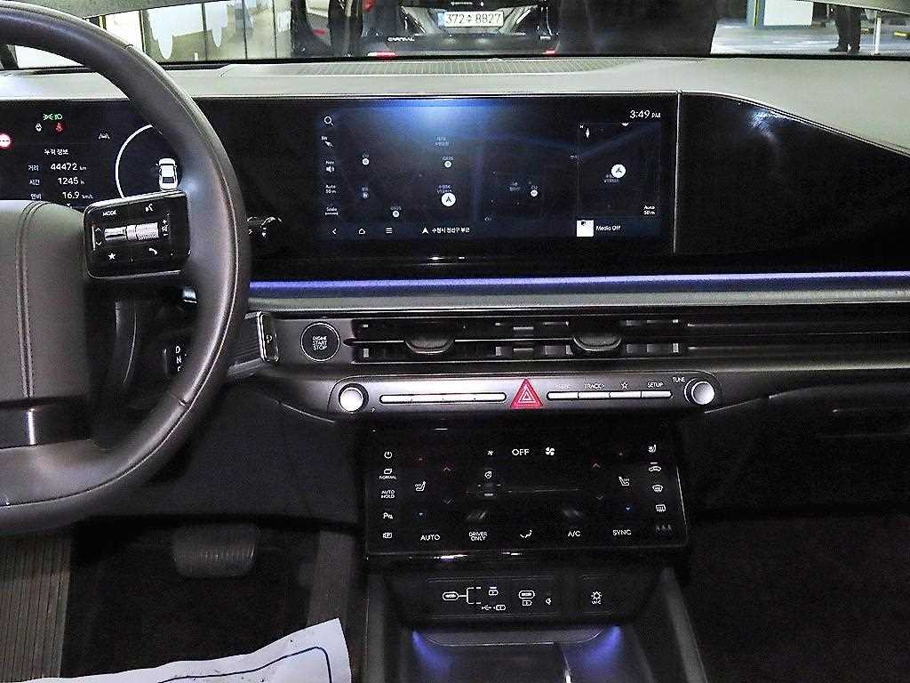 HYUNDAI Grandeur - Vista 11