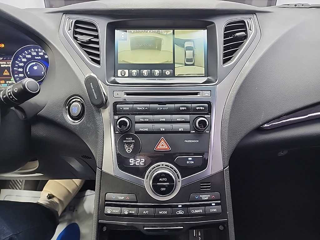 HYUNDAI Grandeur - Vista 10