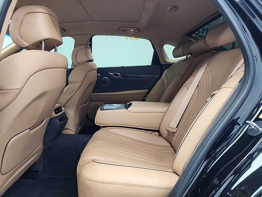 Genesis G80 - Vista 12