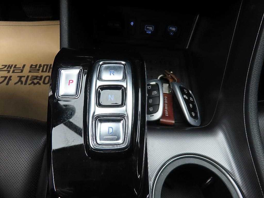 HYUNDAI Sonata - Vista 10