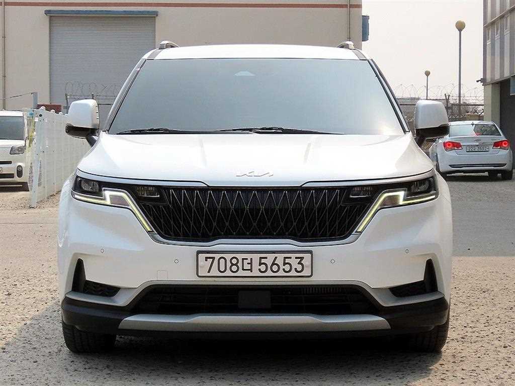 KIA Carnival 2022 Blanco - Importación desde Corea - HF Imports Iquique - Foto 1