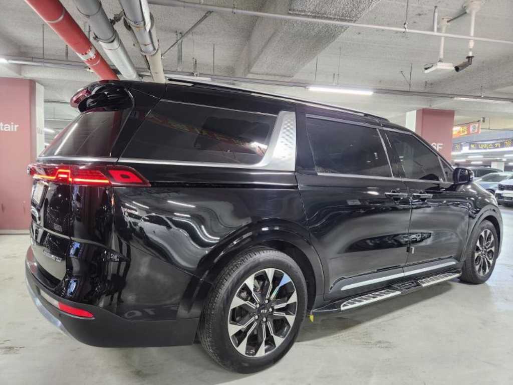 KIA Carnival - Vista 9