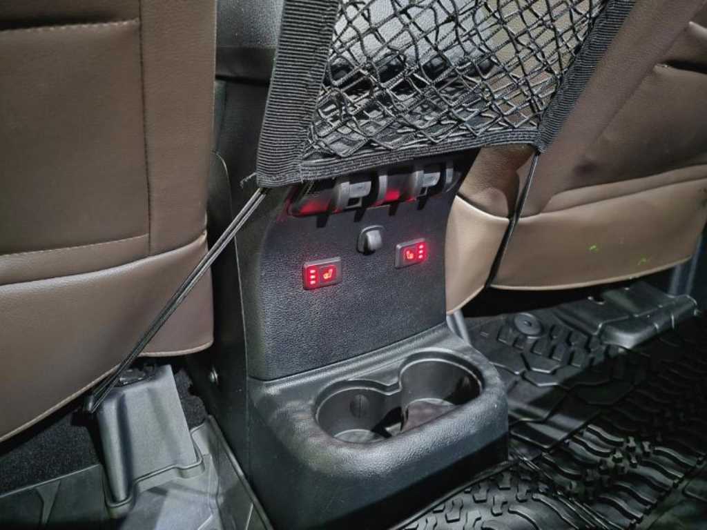 Jeep Wrangler 2017 Café - Importación desde Corea - HF Imports Iquique - Foto 14