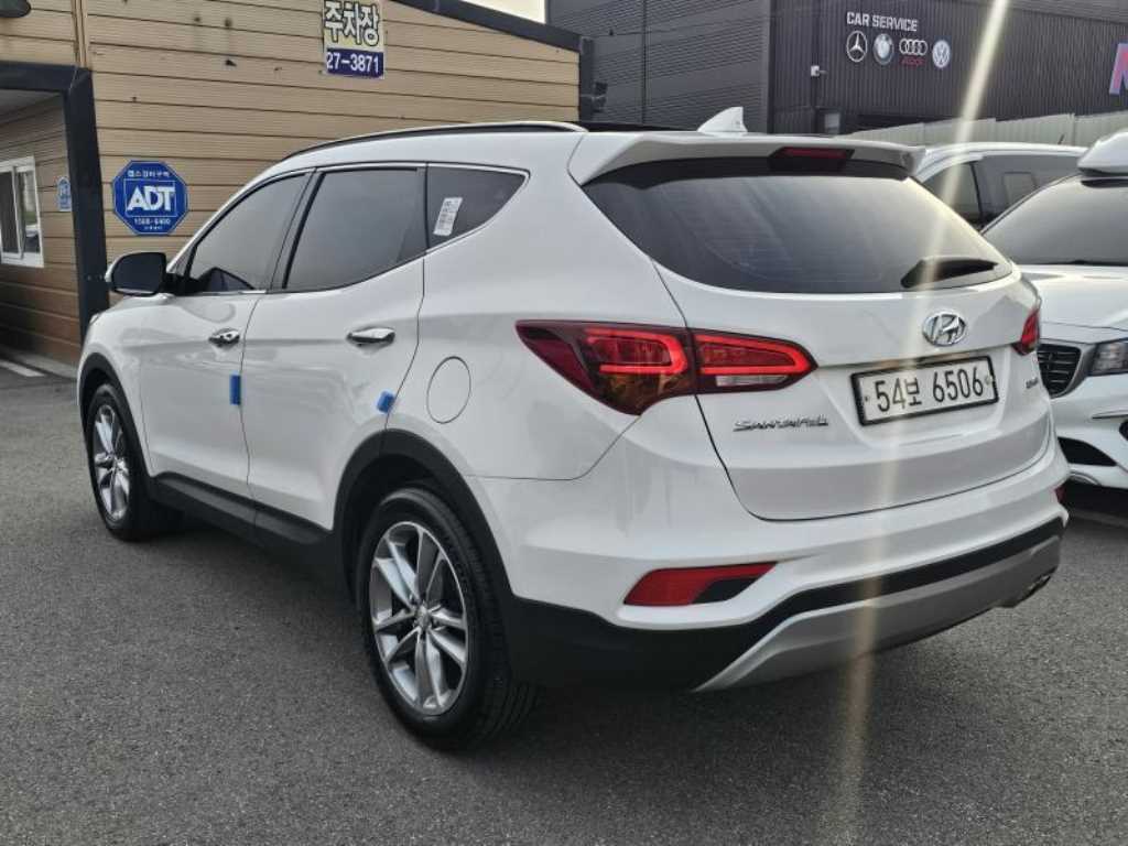 HYUNDAI Santa Fe - Vista 3