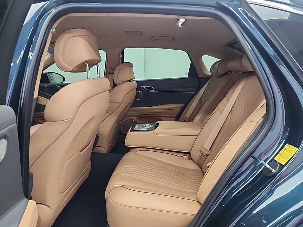 Genesis G80 - Vista 12