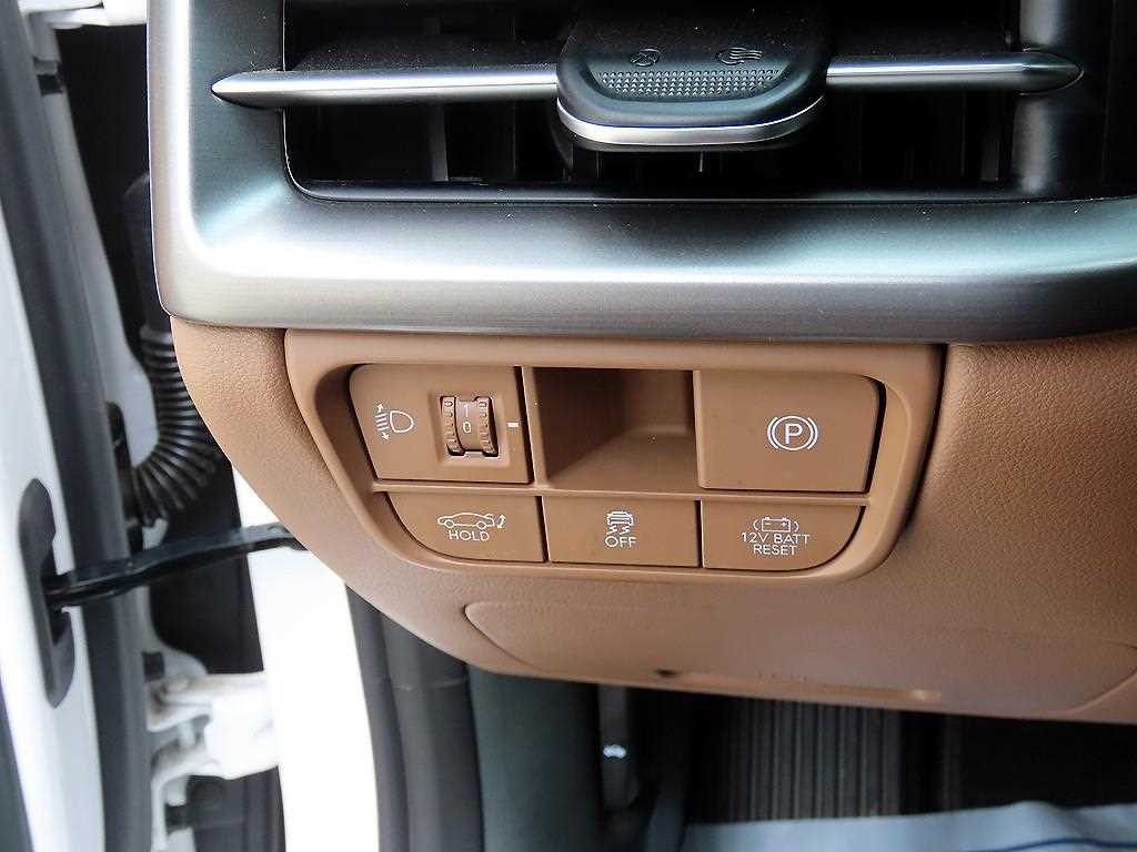 HYUNDAI Grandeur - Vista 12