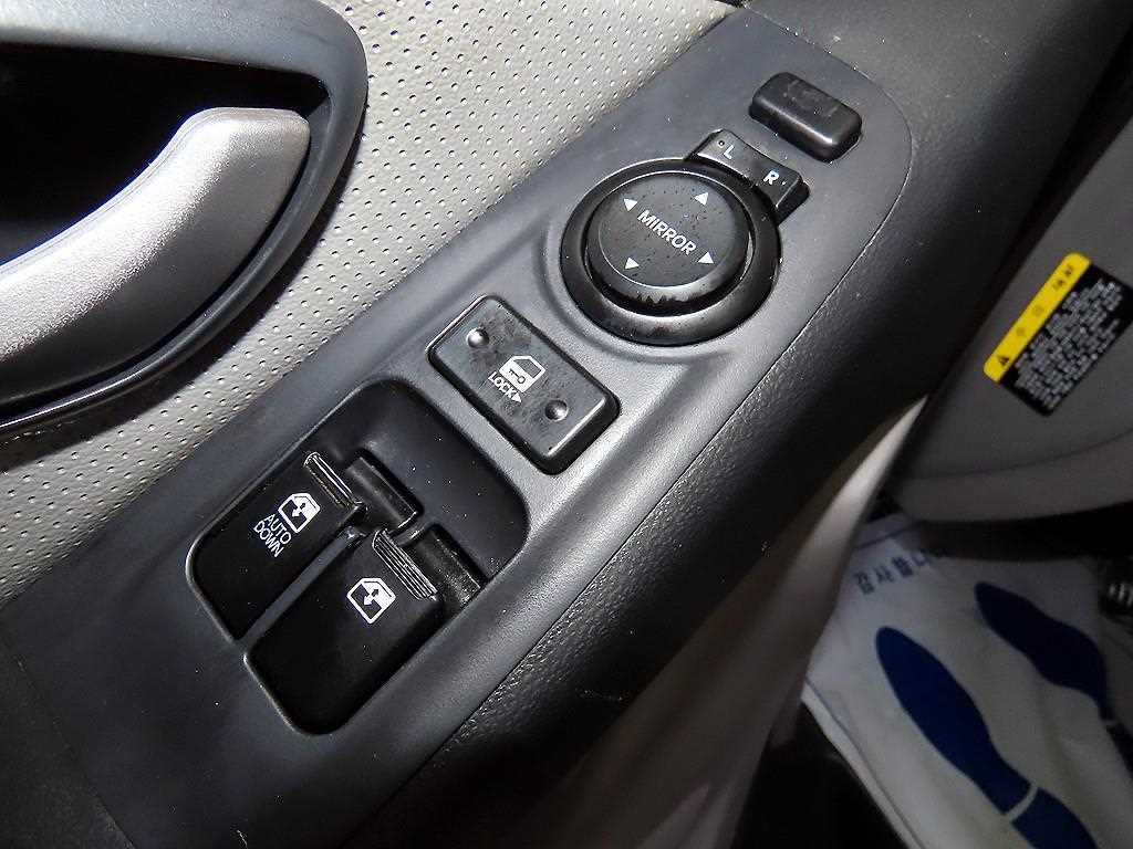 HYUNDAI Starex - Vista 12