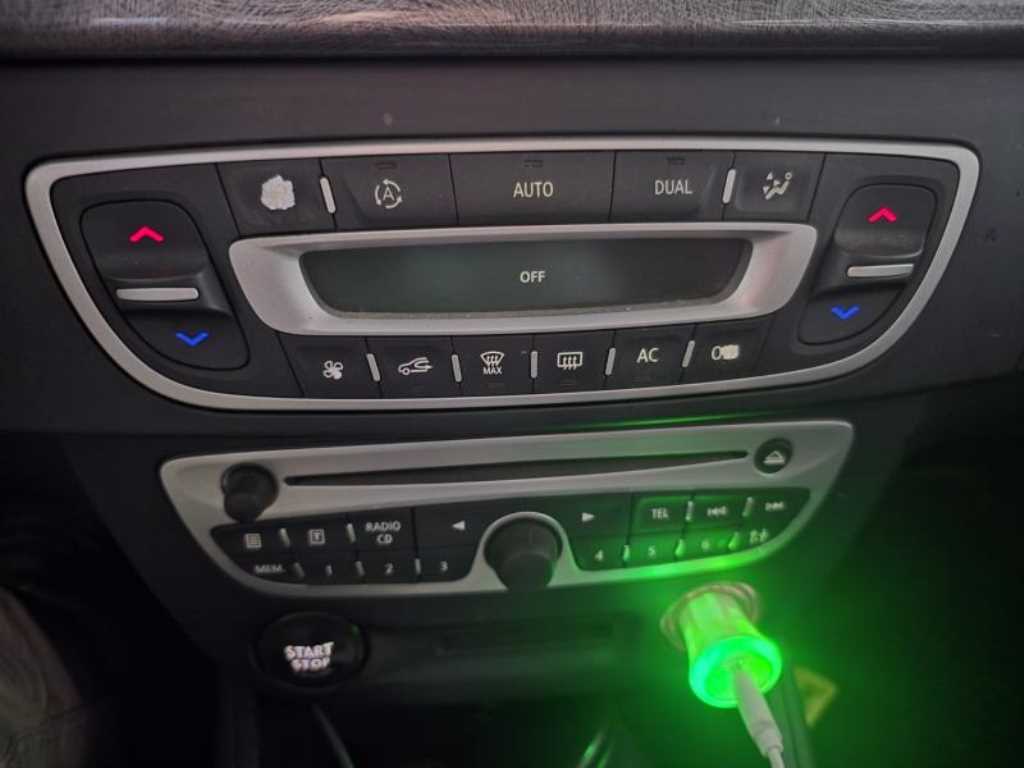 SAMSUNG SM3 - Vista 10