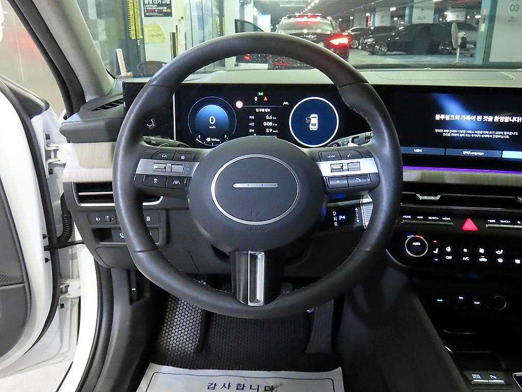 HYUNDAI Sonata - Vista 8