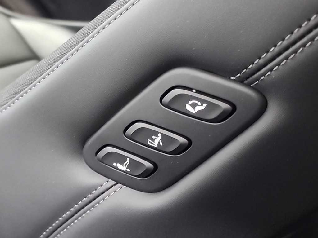 Genesis GV60 2022 Blanco - Importación desde Corea - HF Imports Iquique - Foto 14