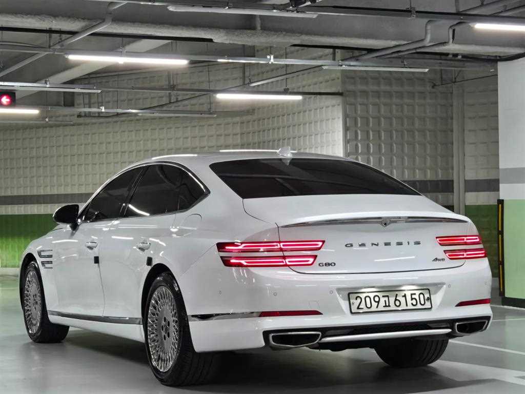 Genesis G80 - Vista 6