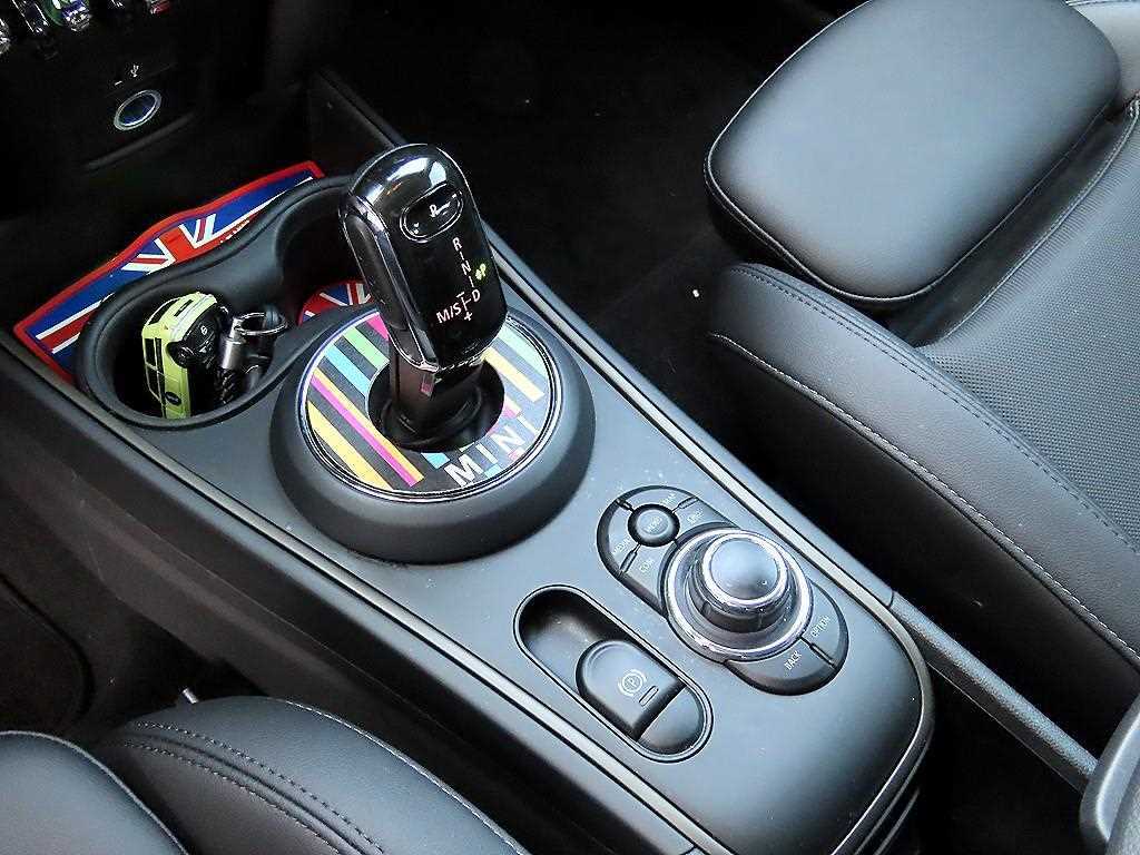 Mini Countryman - Vista 11