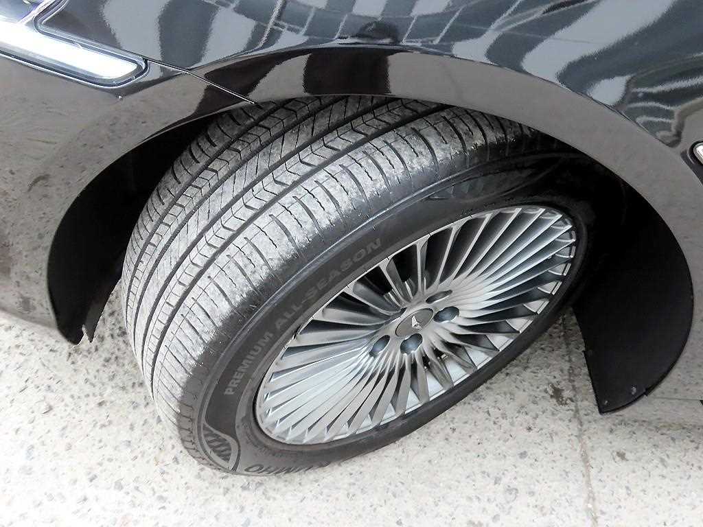 Genesis G90 2019 Negro - Importación desde Corea - HF Imports Iquique - Foto 20