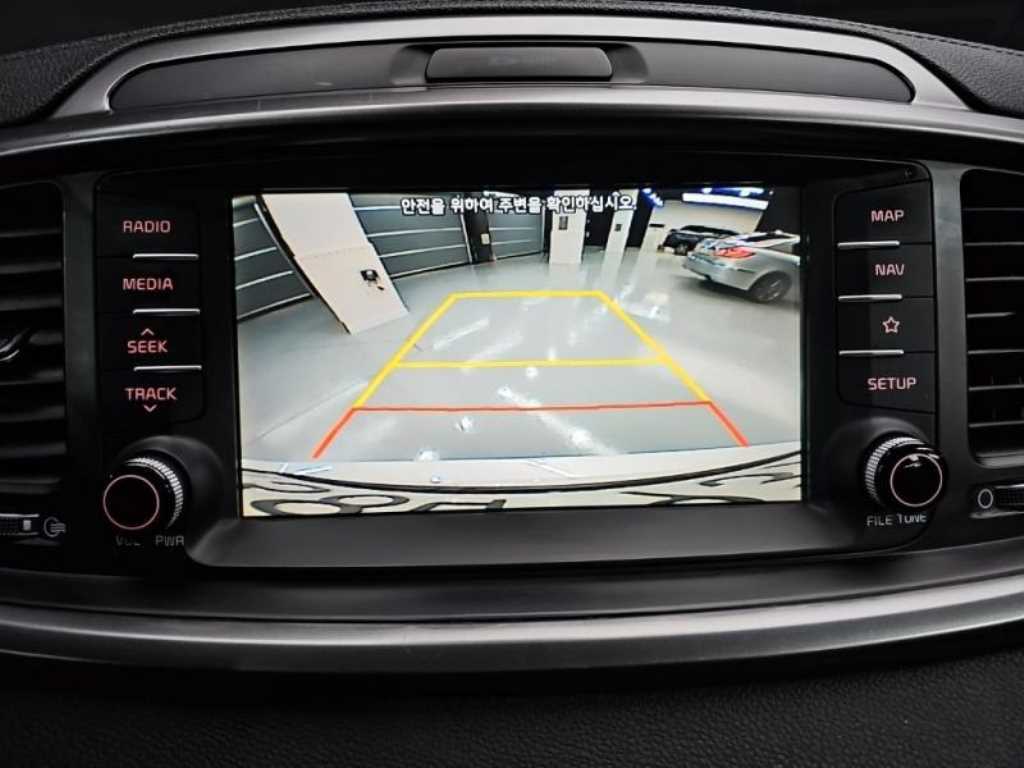 KIA Sorento - Vista 10