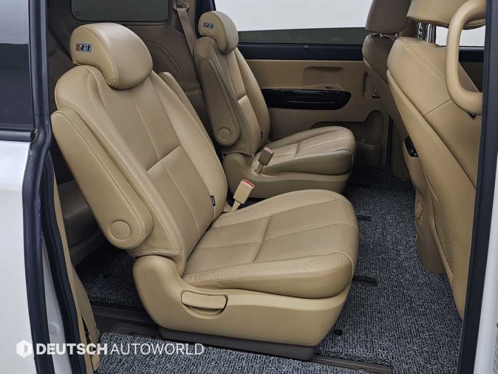 KIA Carnival 2019 Blanco - Importación desde Corea - HF Imports Iquique - Foto 13