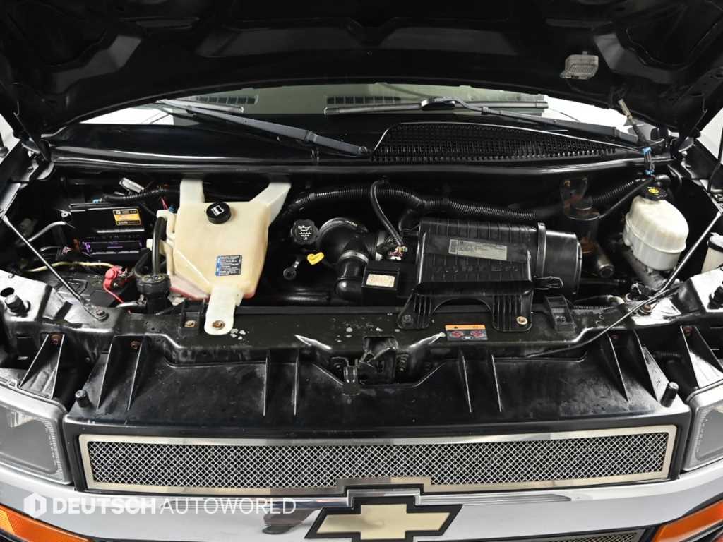 Chevrolet Express van - Vista 6