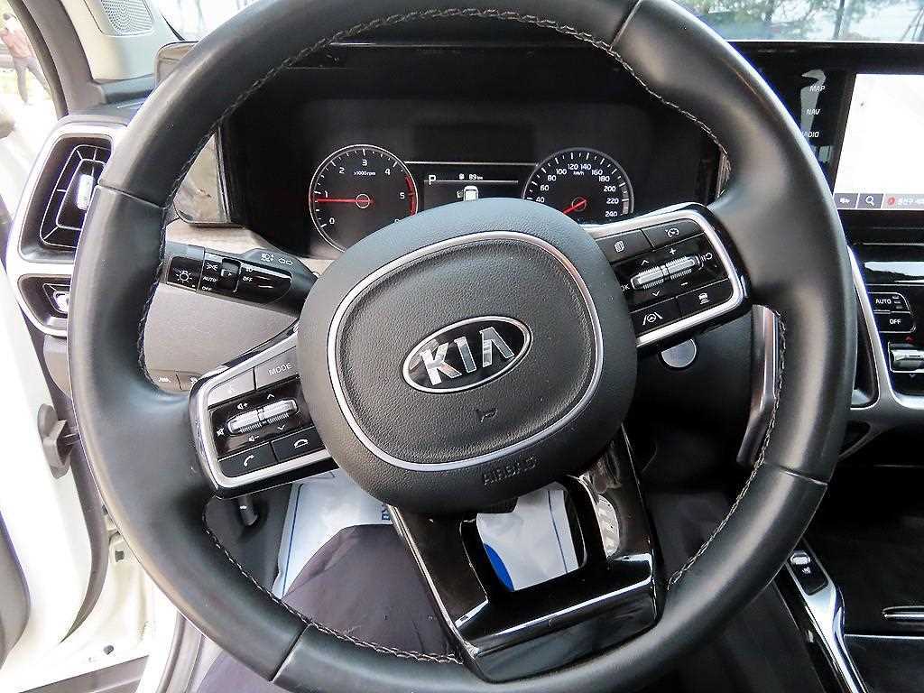 KIA Sorento - Vista 8