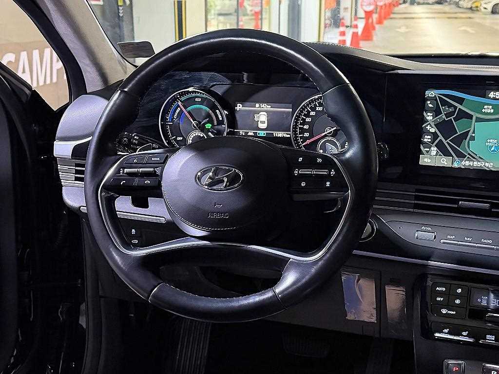 HYUNDAI Grandeur - Vista 9