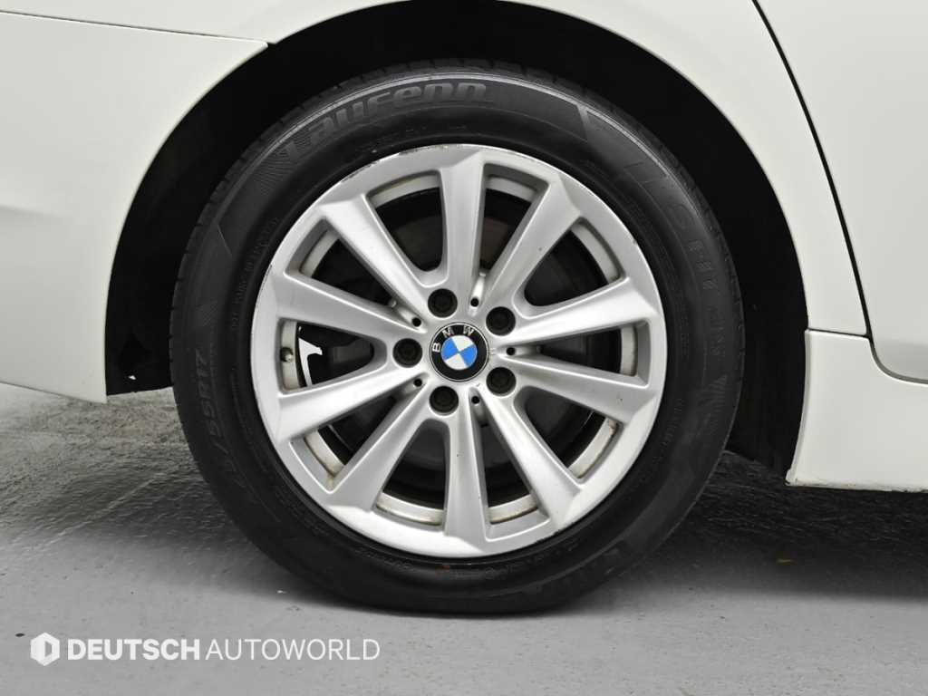 BMW 5 Series - Vista 5