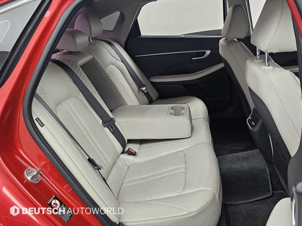 HYUNDAI Sonata - Vista 12