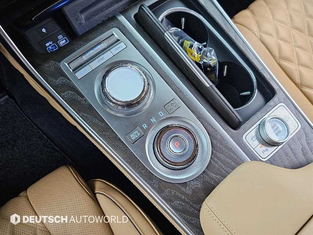 Genesis GV80 - Vista 9