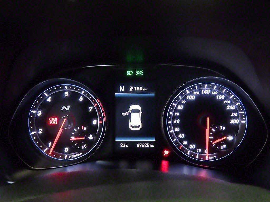 HYUNDAI Veloster - Vista 9