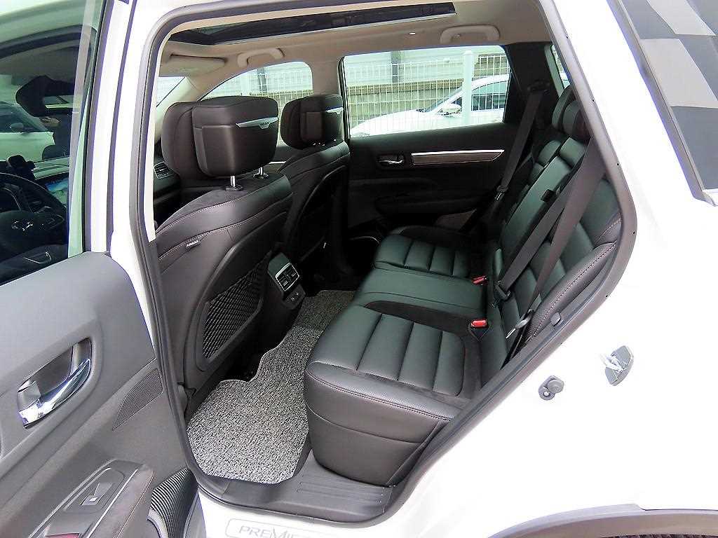 SAMSUNG QM6 - Vista 6