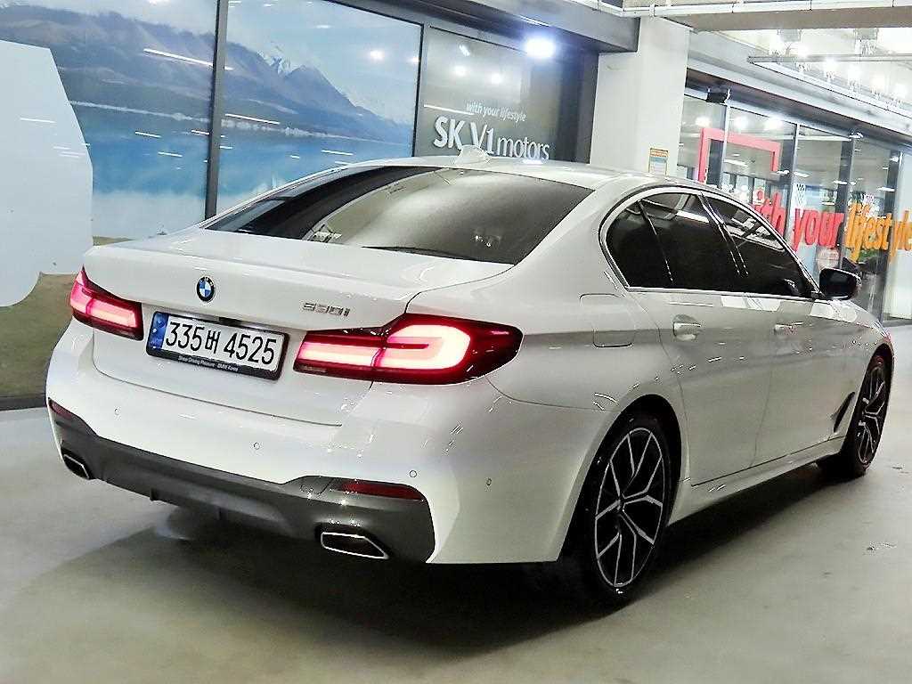BMW 5 Series - Vista 4