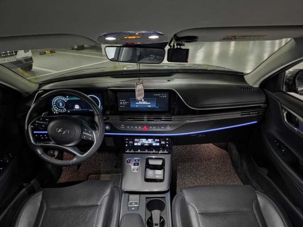 HYUNDAI Grandeur - Vista 7