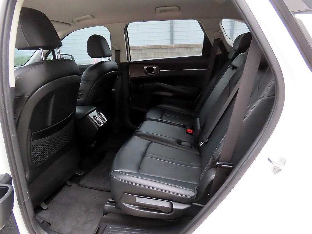 KIA Sorento - Vista 6