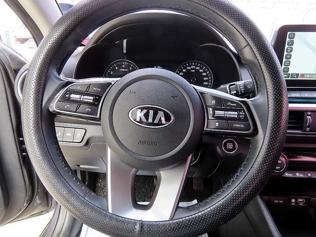 KIA K3 - Vista 8