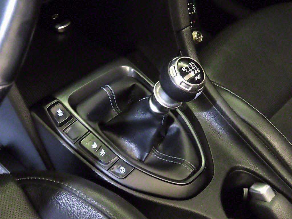 HYUNDAI Veloster - Vista 12