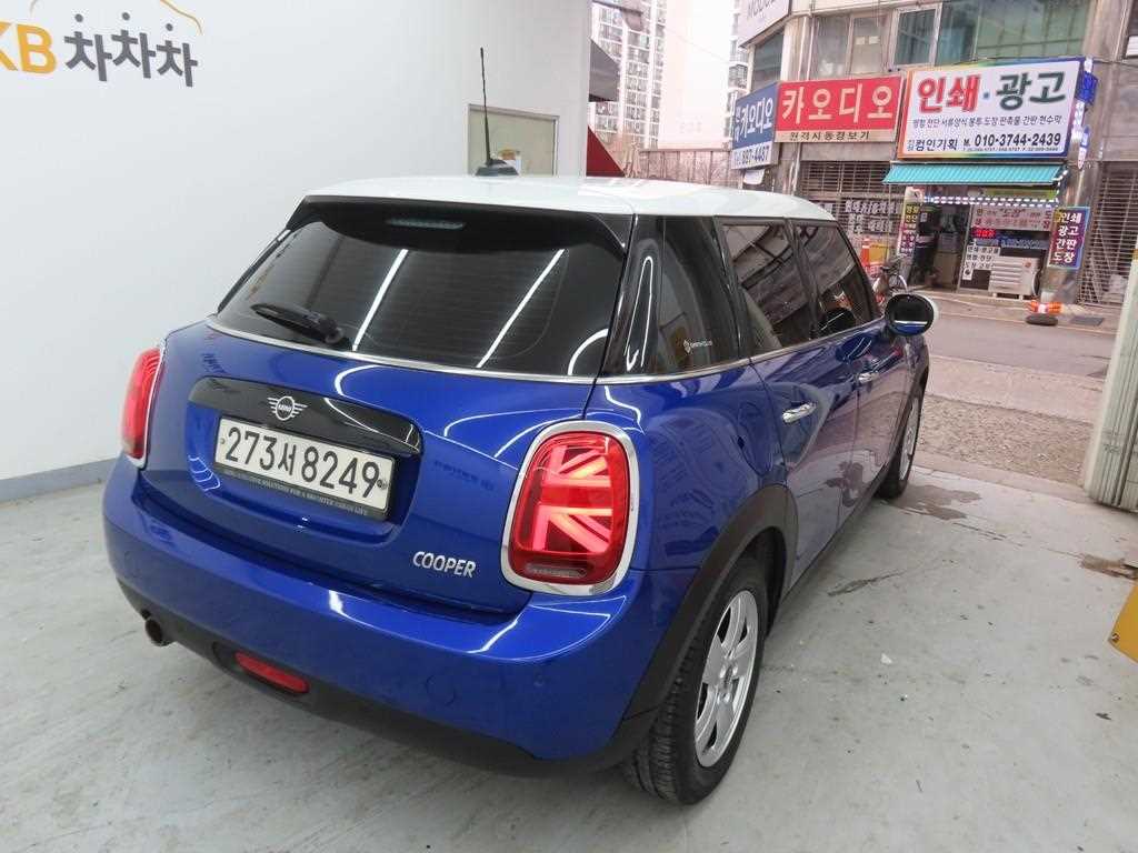 Mini Cooper - Vista 3