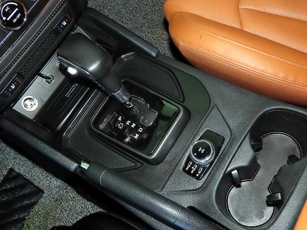 Ssangyong Rexton - Vista 12