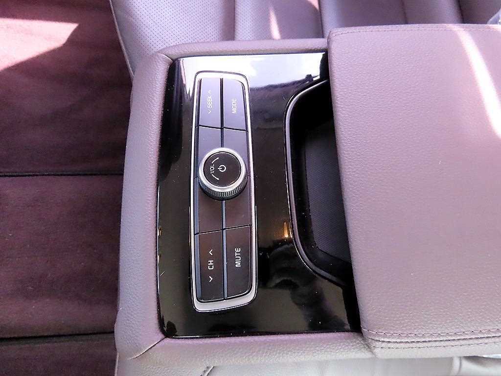 KIA K7 2016 Plateado - Importación desde Corea - HF Imports Iquique - Foto 18