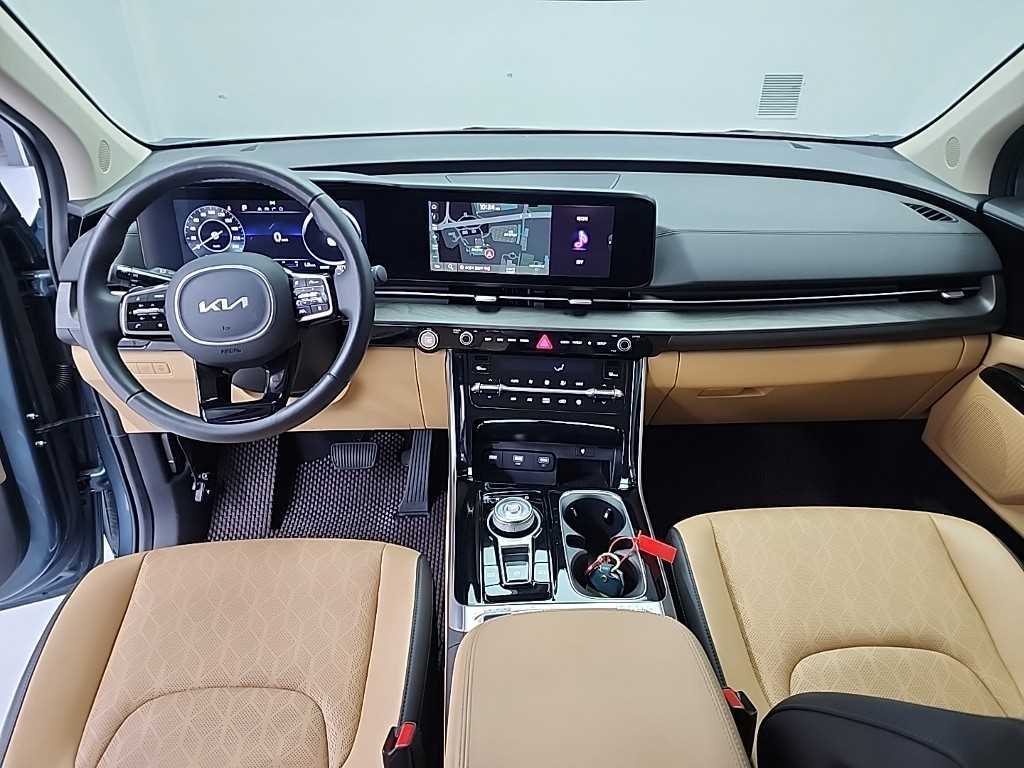 KIA Carnival - Vista 7