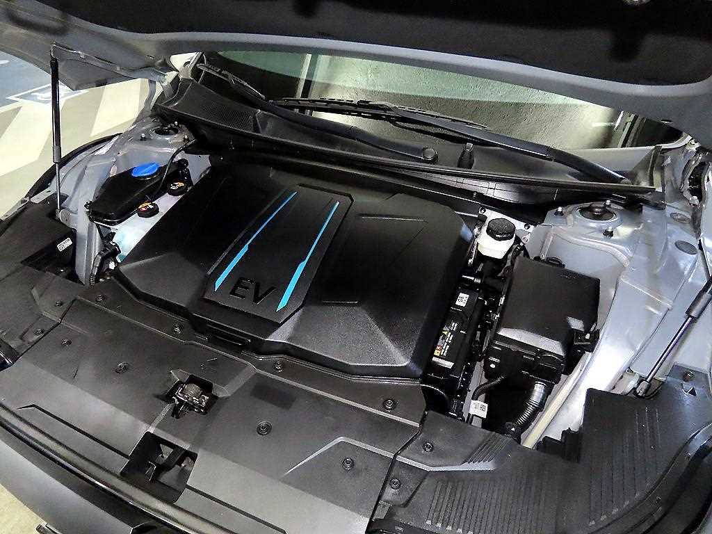 HYUNDAI Ioniq 5 2023 Gris - Importación desde Corea - HF Imports Iquique - Foto 19