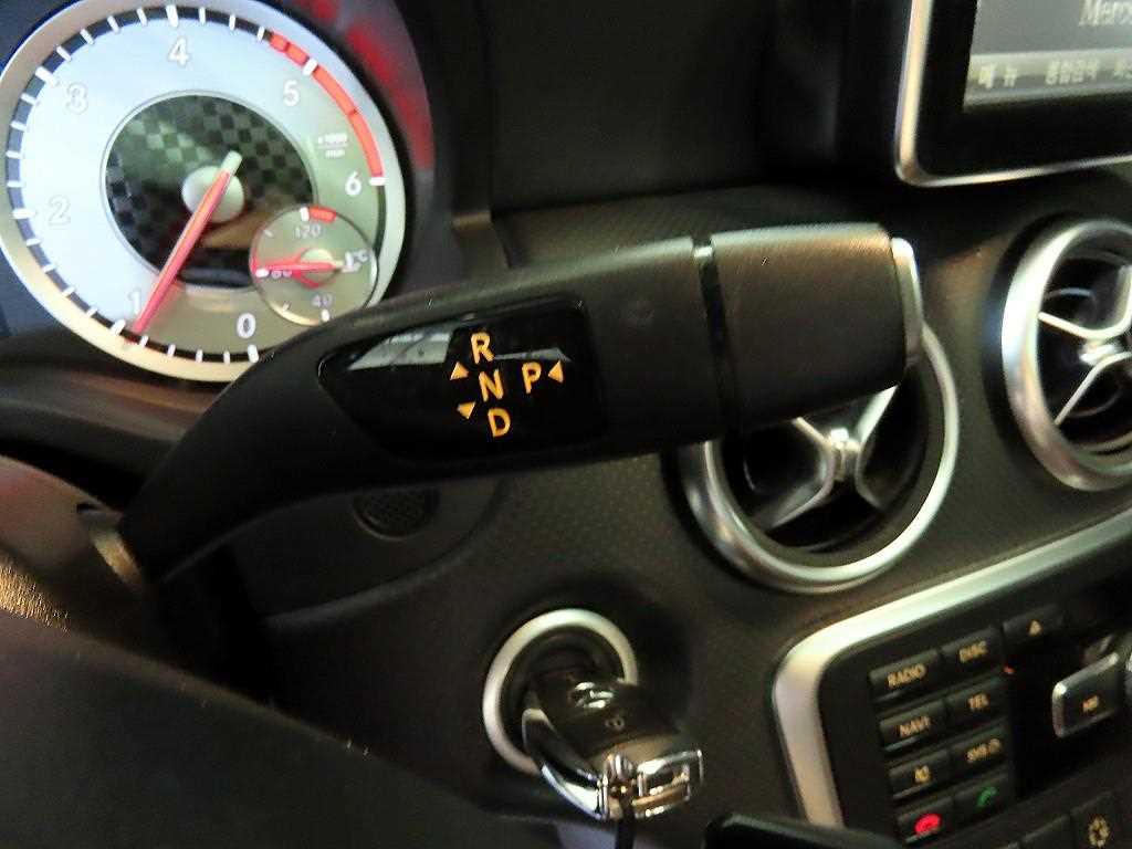 Mercedes Benz A Class - Vista 12