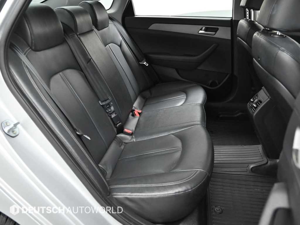 HYUNDAI Sonata - Vista 12