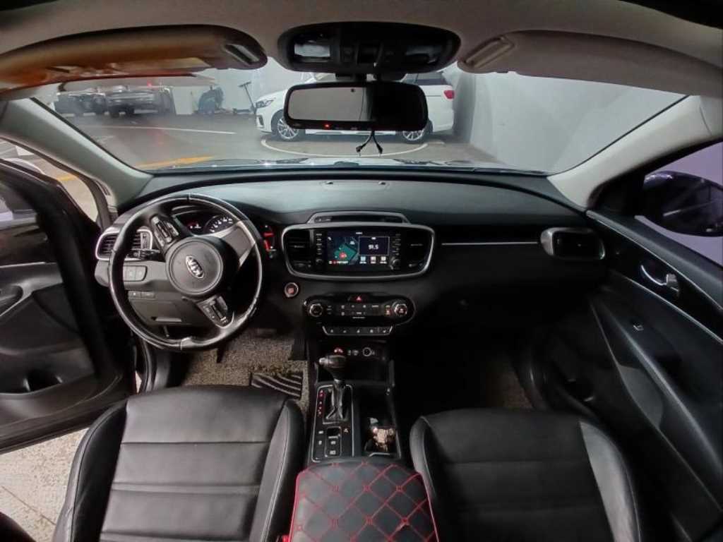 KIA Sorento - Vista 6