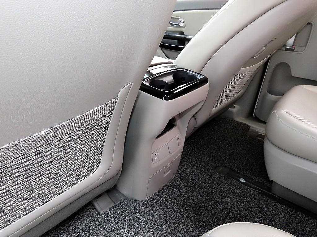 KIA Carnival 2018 Blanco - Importación desde Corea - HF Imports Iquique - Foto 17