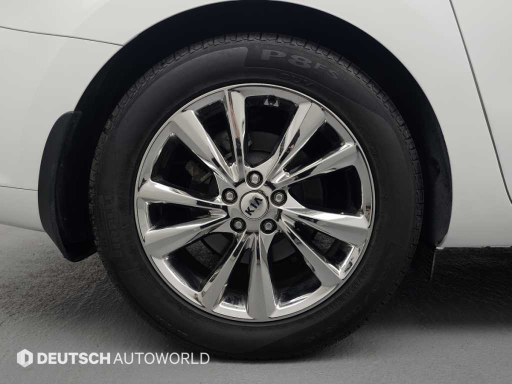 KIA Carnival - Vista 6